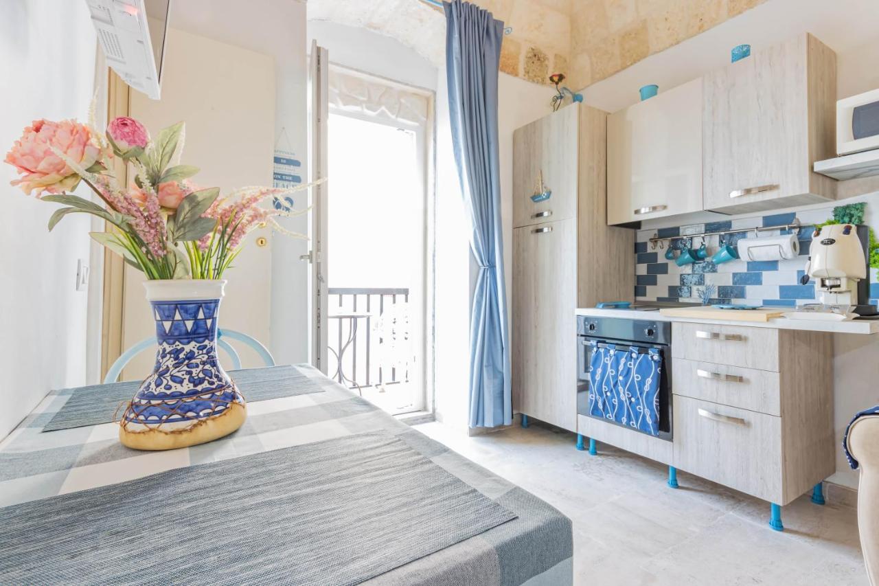 Extravacanza Dipinto Di Blu โปลีญาโนอามาเร ภายนอก รูปภาพ