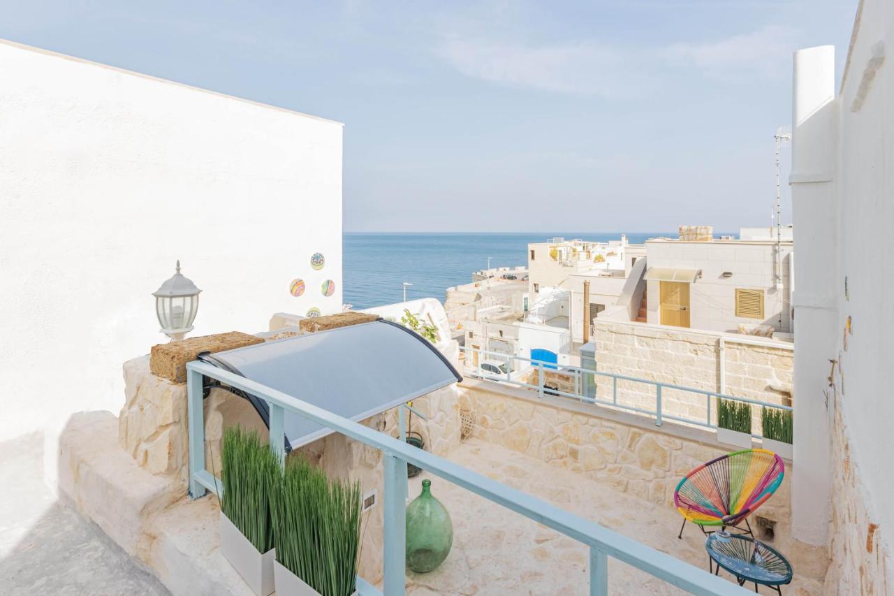 Extravacanza Dipinto Di Blu โปลีญาโนอามาเร ภายนอก รูปภาพ