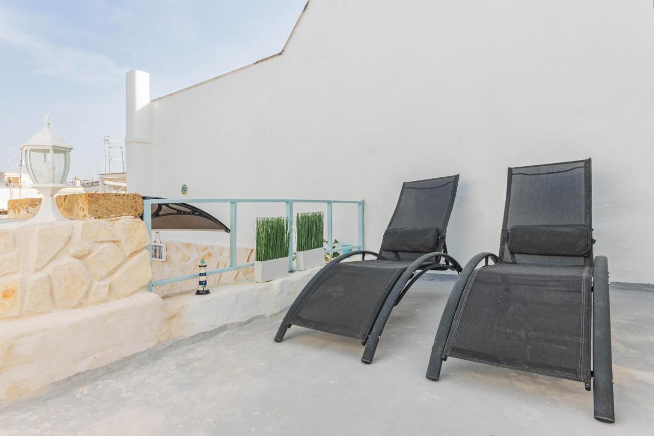Extravacanza Dipinto Di Blu โปลีญาโนอามาเร ภายนอก รูปภาพ